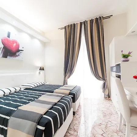Suites Ottaviano * רומא