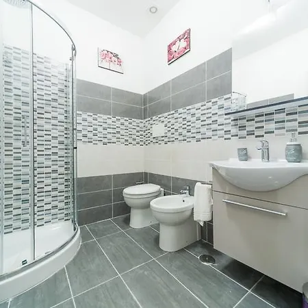 Suites Ottaviano בית הארחה רומא